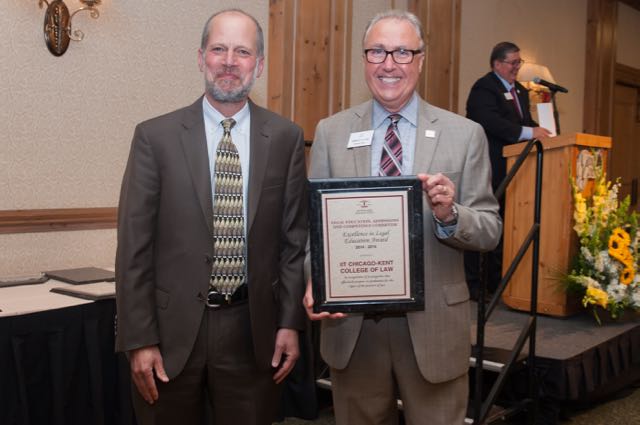 Dean Harold J. Krent (left) and ISBA President Umberto S. Davi 