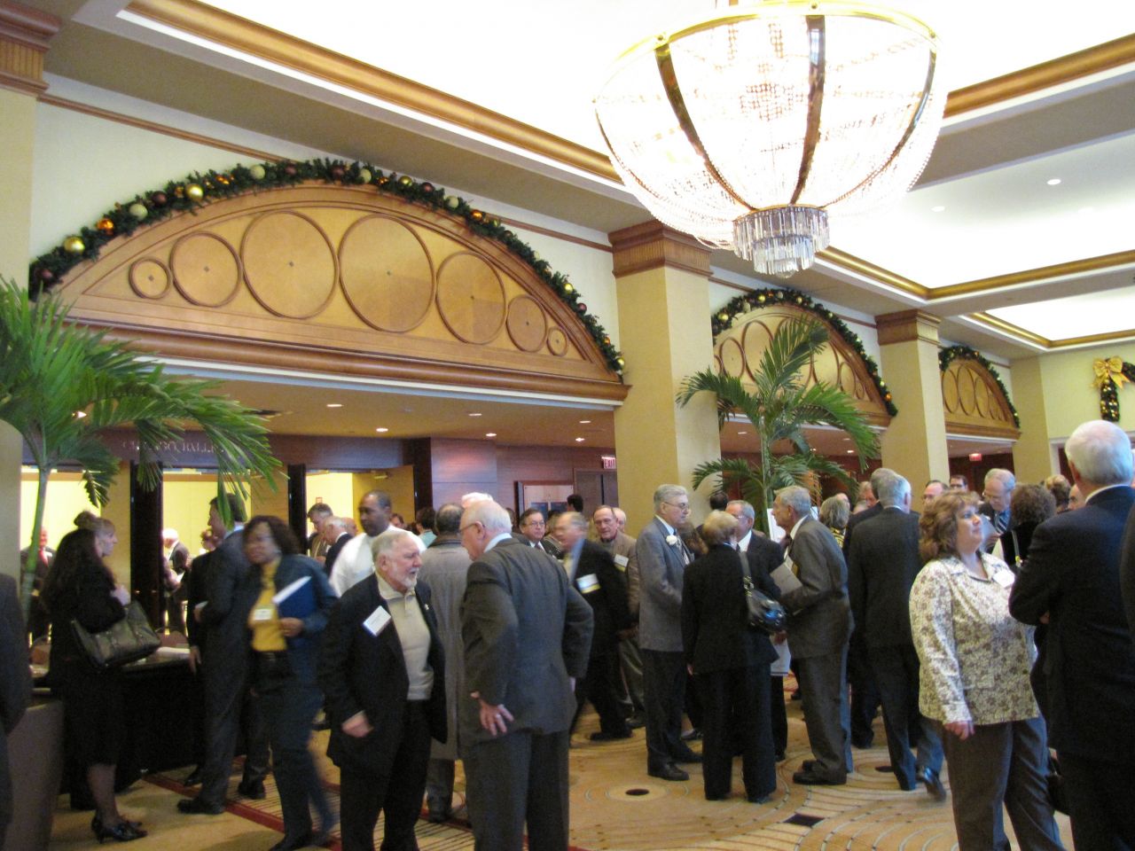 Members of the 1959 Class of Senior Counsellors before the luncheon.