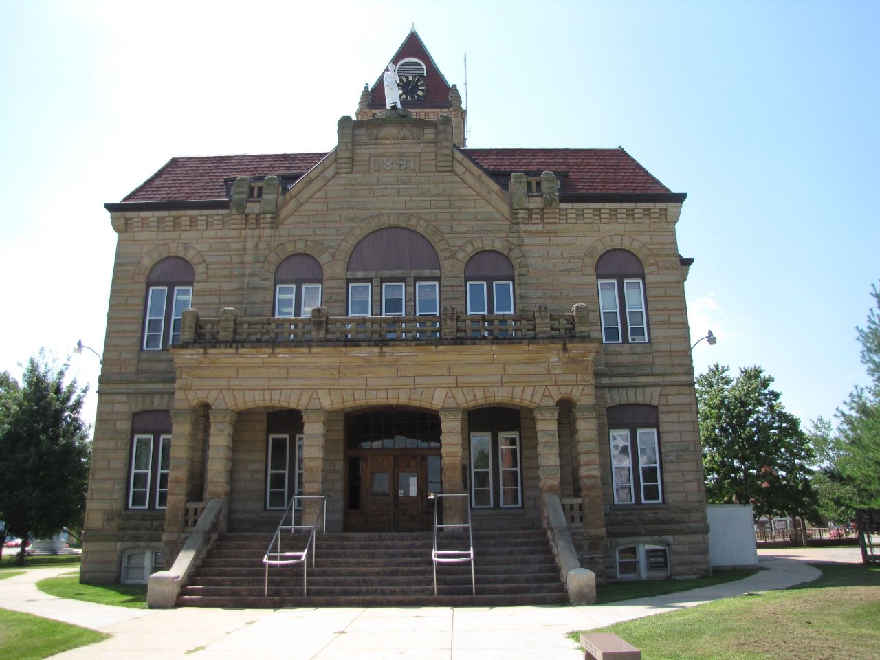 The Greene County Courthouse sits at 519 N. Main, Carrollton.