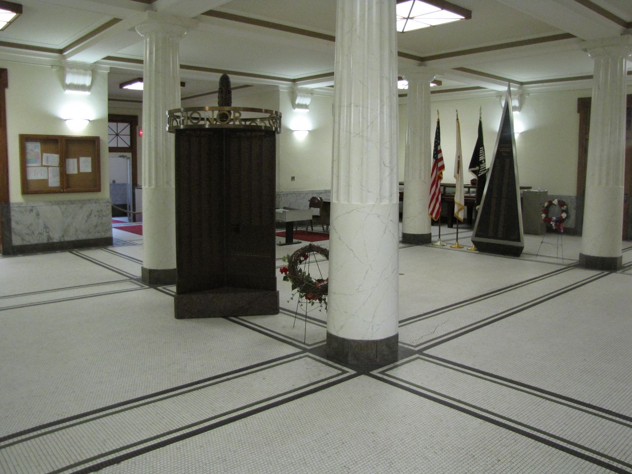 Grundy County Courthouse first floor lobby