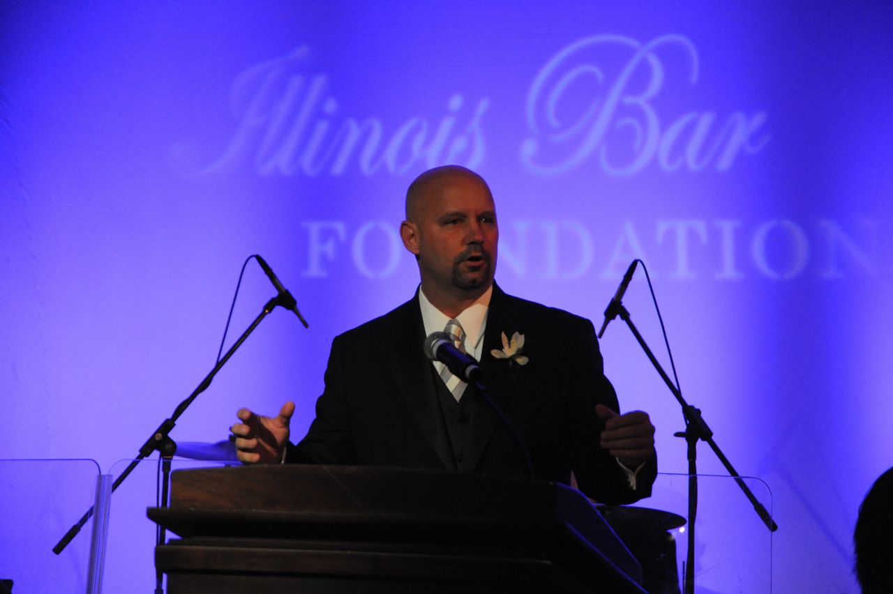 2009 Board Gala Chair Shawn Kasserman welcomes guests