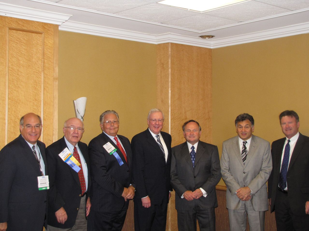 ISBA leaders with Illinois delegate Robert Clifford