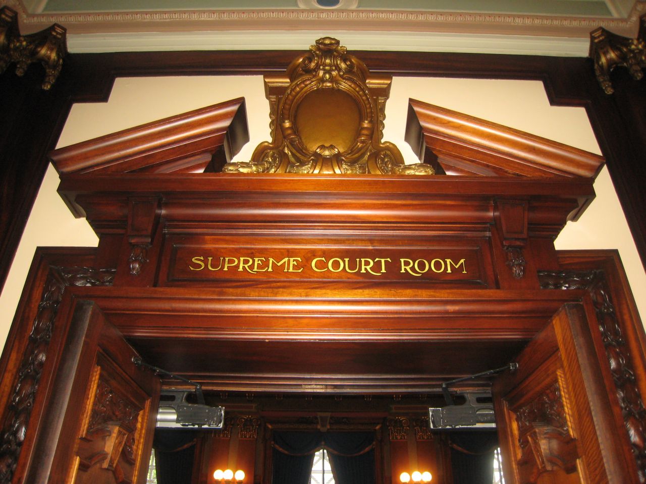 Entrance to the Illinois Supreme Court courtroom