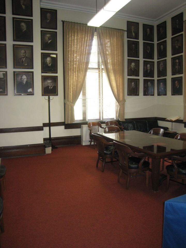 Lawyers room off of the Illinos Supreme Court courtroom