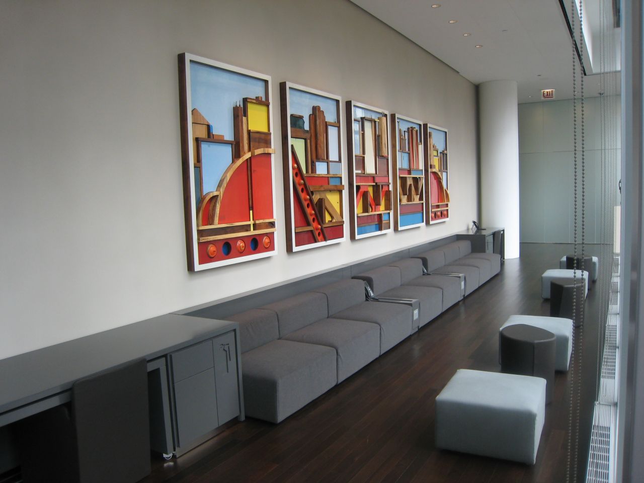 This is a lounge around the corner from the 6th floor lobby.