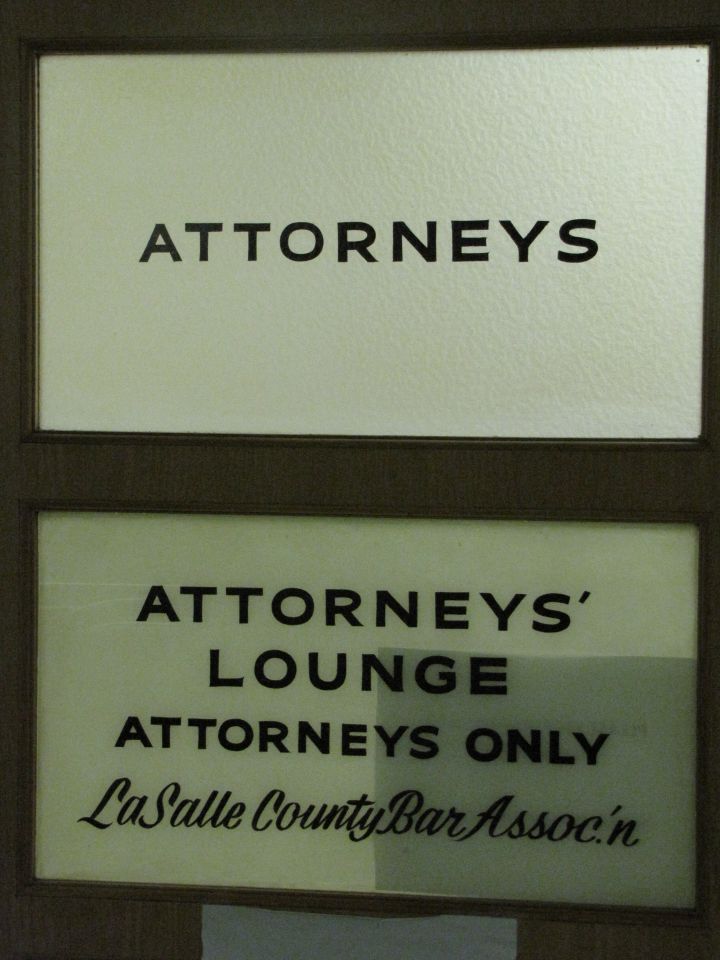 Attorneys' Lounge