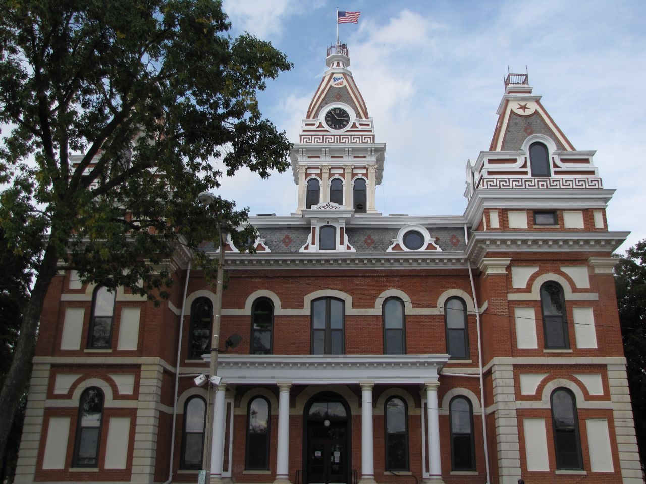 The Livingston County Courthouse is at 112 W. Madison in Pontiac.