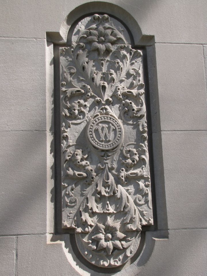 County seal on the exterior of the courthouse