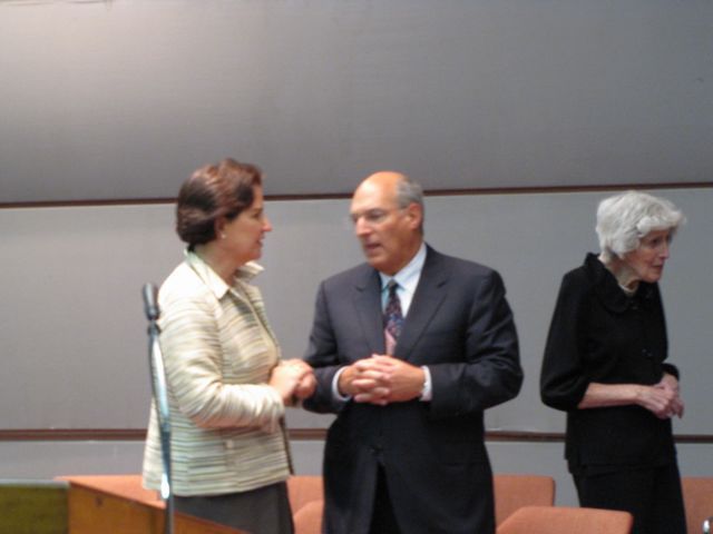 CBA President Terry Mascherin speaks with ISBA President Mark Hassakis