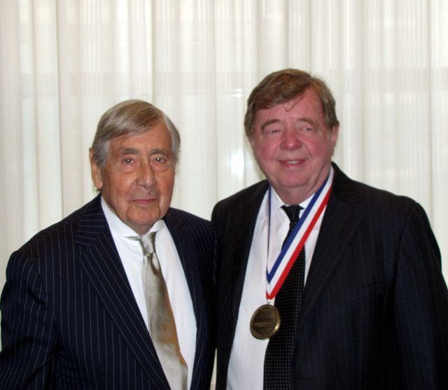 Illinois Supreme Court Historic Preservation Commission Chair Jerold Solovy and honoree Justice Benjamin Miller