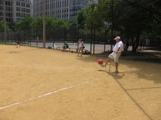 ISBA Board member Judge Russell Hartigan gets his leg into it.