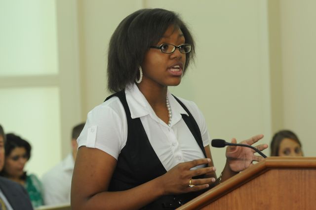 Nia Gipson maker her argument during the Moot Court