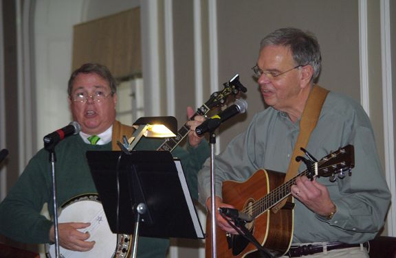 Festive Irish Music was provided by the duo Seanachie.  Chicago Alumni Chapter Board Member Charles G. McCarthy, Jr., and John Wolaver