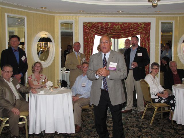 ISBA President Mark D. Hassakis welcomes the new admittees and their families