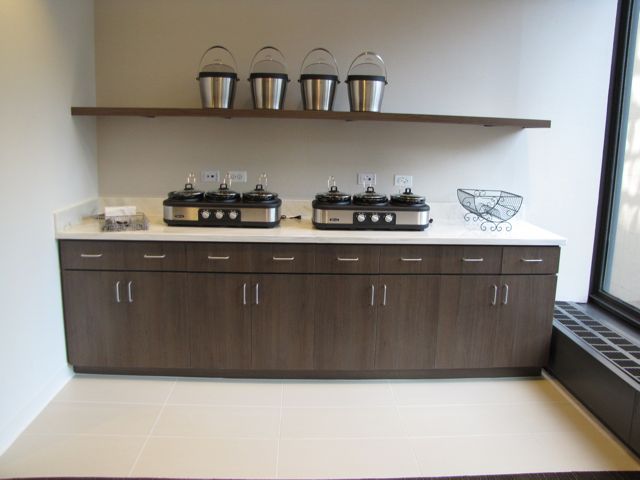 Food serving area