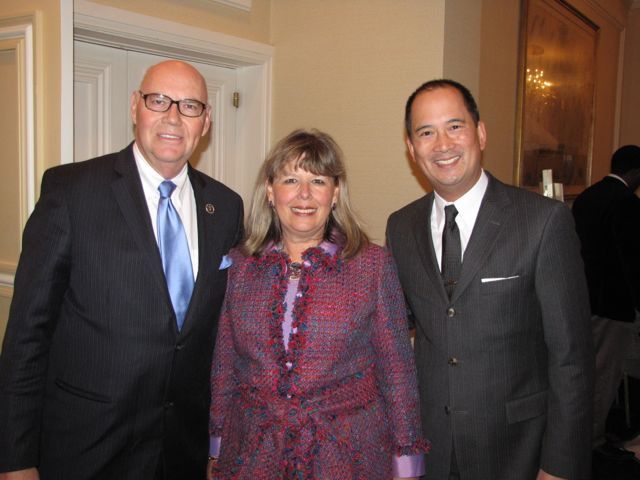 Chief Judge James Holderman (left) with 2011 Advocate for Diversity Award Recipients ISBA 2nd Vice President Paula H. Holderman and Michael P. Chu of Brinks Hofer Gilson and Lione.
