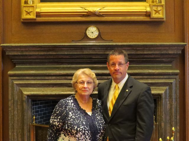 Admittee Scott Paulsen and his mother Sieglinde