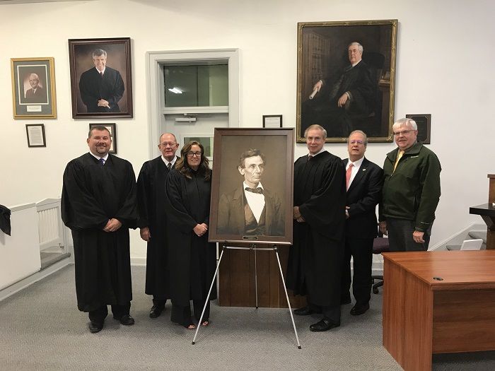 A high-quality reproduction of a famous Abraham Lincoln photograph was presented to the Fayette County Courthouse on October 12 in Vandalia.