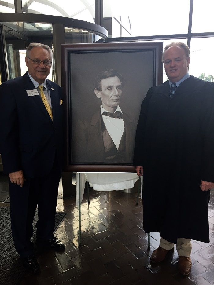 A high-quality reproduction of a famous Abraham Lincoln photograph was presented to the the St. Clair County Courthouse on May 15 in Belleville. 