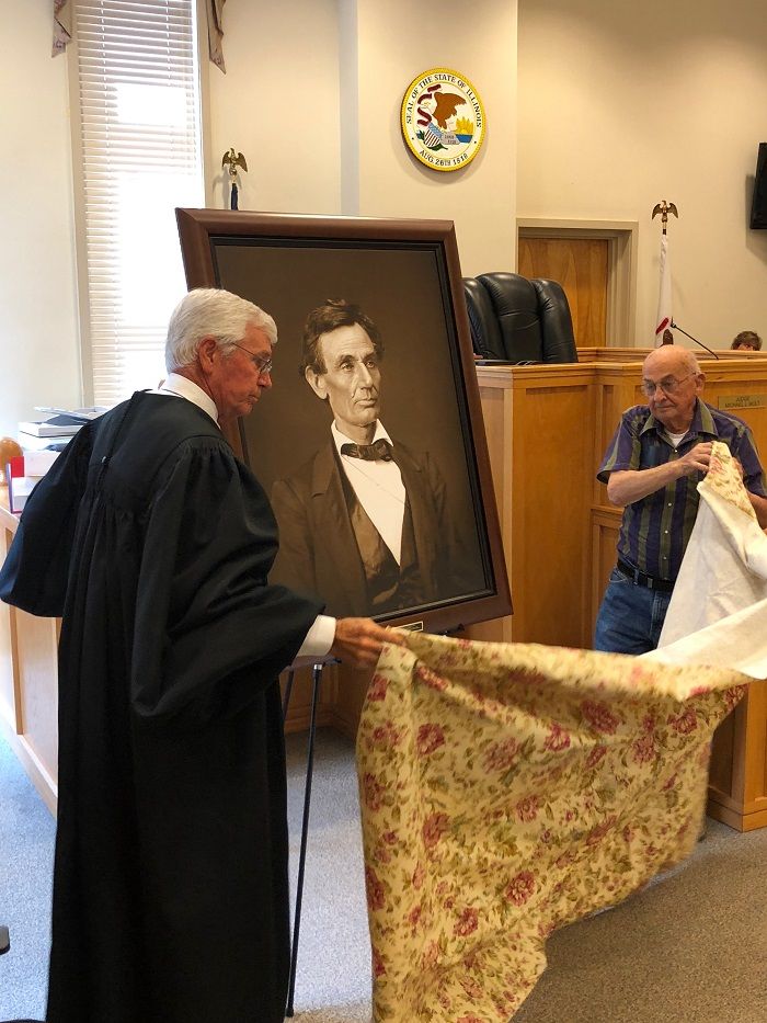 A high-quality reproduction of a famous Abraham Lincoln photograph was presented to the Wayne County Courthouse on June 25 in Fairfield. 