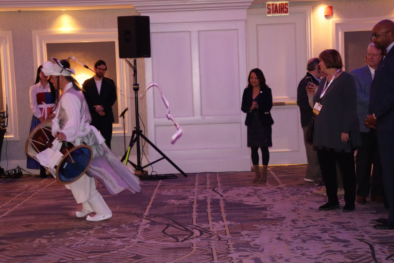 Korean Performing Arts Institute of Chicago