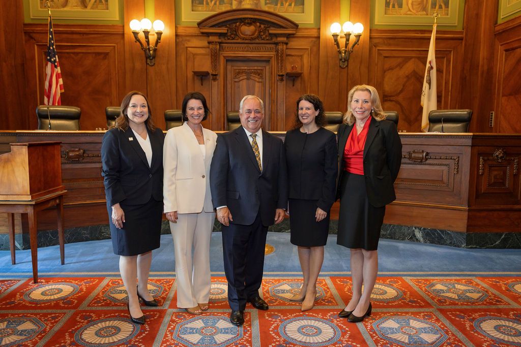 [L-R]: 3rd VP Emily Masalski; Ex-Officio Bridget Duignan; President Perry Browder; President-Elect Sarah Toney, & 2nd VP Heather McPherson