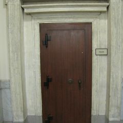 First floor wall safe