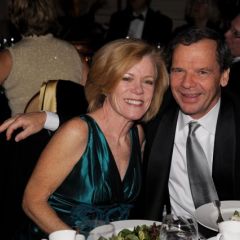 2009 Gala honoree, Senator John Cullerton and his wife Pam enjoy the evening