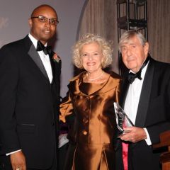 IBF President Vince Cornelius and Gala Co-Chair Jerold Solovy honor Justice Anne Burke as the 2010 Recipient of the Distinguished Award for Excellence.