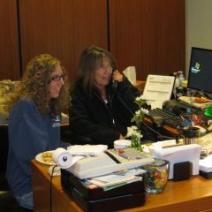 ISBA receptionist Bev Oshesky, assisted by her daughter McKenzie Oshesky, handled hundreds of callers seeking legal information on Ask a Lawyer Day. 