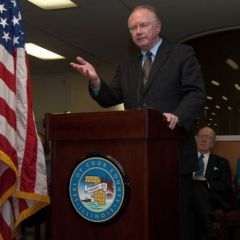 Hon. Thomas L. Kilbride, Chief Justice of the Illinois Supreme Court, shared his reflections on Judge Leighton's life and career.