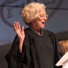  Illinois Supreme Court Justice Anne M. Burke administers the oath of membership