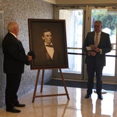 A high-quality reproduction of a famous Abraham Lincoln photograph was presented to the Alexander County Courthouse on September 5 in Cairo. 