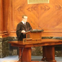 Presiding Judge Ryan Cadagin (Sangamon County) addresses the Fourth Judicial District candidates during the morning ceremony.